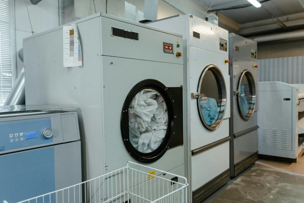 Dry Cleaning vs Machine Washing